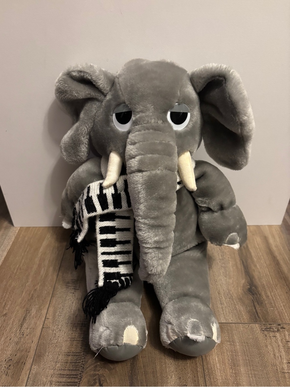 Vintage Sharon Lois And Bram The Elephant Show Plush With Piano Scarf